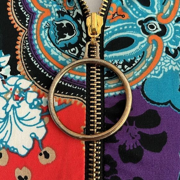 Mackenzie & James Floral Paisley 1/4 Zip w Circle Pull Stretch Fabric - Picture 3 of 11